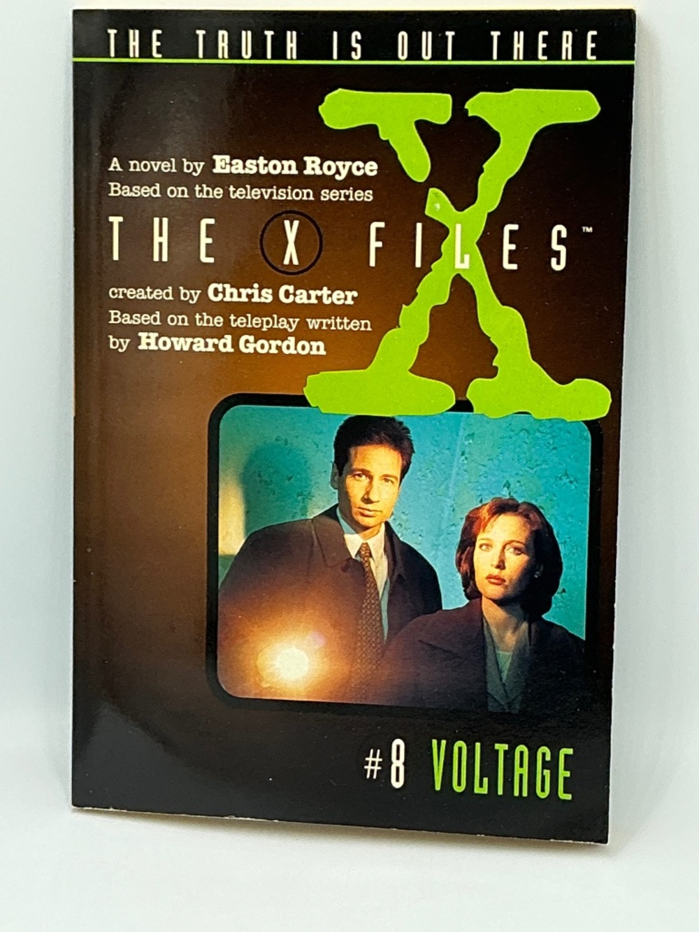 The X-Files Book #8 Voltage Softcover Easton Royce HarperTrophy 1996 Sci-Fi
